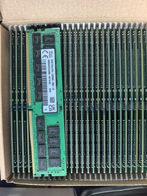 32GB DDR4 SK hynix REG 2RX4 PC4-3200AA ECC RDIMM Server Memory